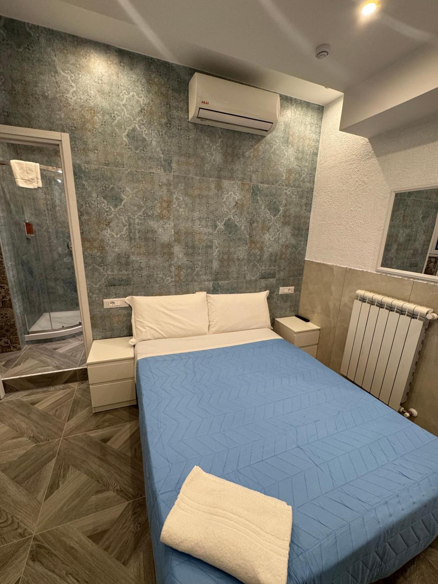 Luxor Eco Roma Casa E Appartamento Per Vacanze In Centro Piazza Bologna, Colosseo, Piazza Di Spagna, Vaticano, San Pietro, Sapienza, Fontana Di Trevi, Piazza Navona, Trastevere, Tiburtina, Termini, Aeroporto Frühstückspension Rom