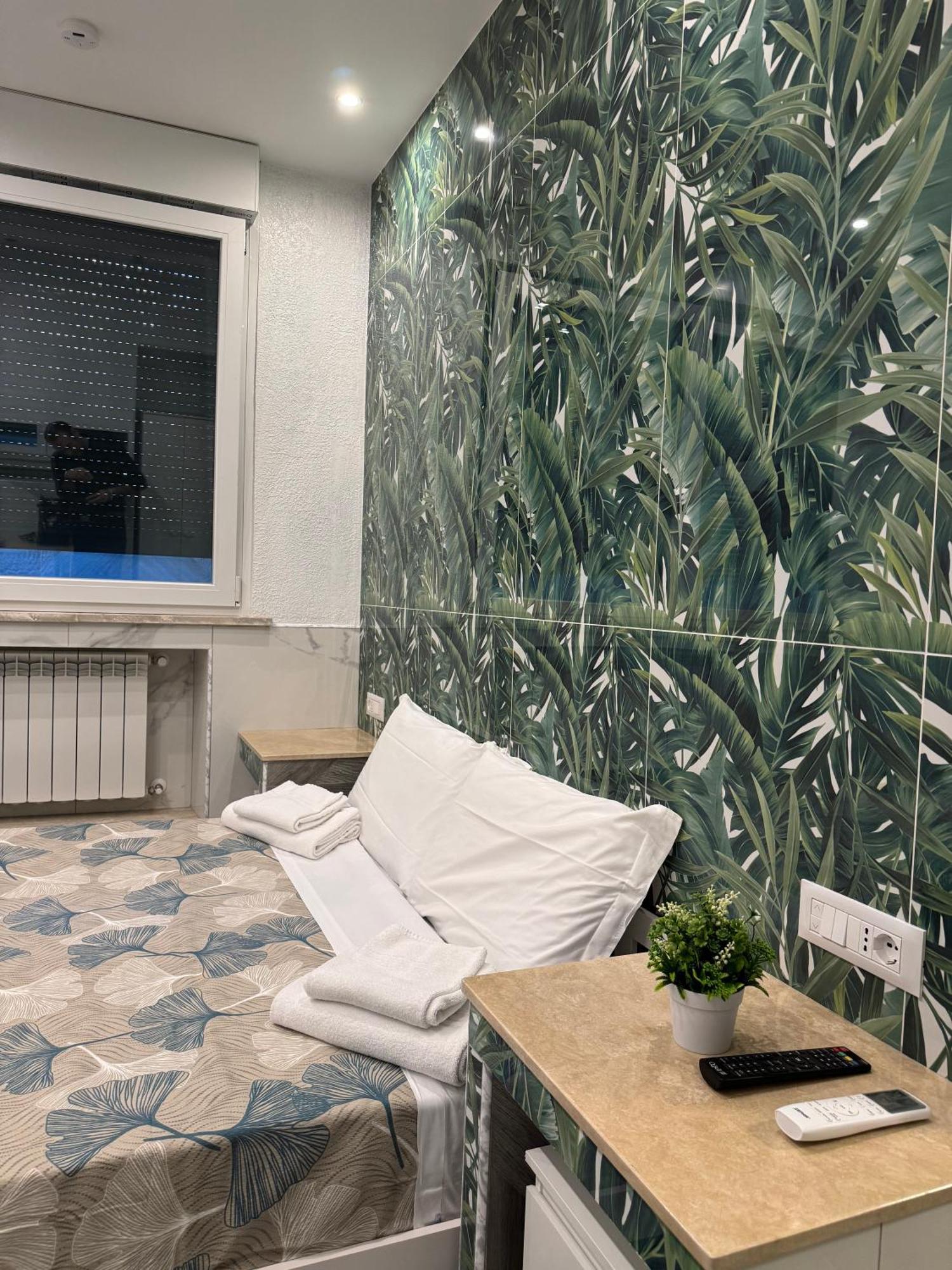 Luxor Eco Roma Casa E Appartamento Per Vacanze In Centro Piazza Bologna, Colosseo, Piazza Di Spagna, Vaticano, San Pietro, Sapienza, Fontana Di Trevi, Piazza Navona, Trastevere, Tiburtina, Termini, Aeroporto Frühstückspension Rom