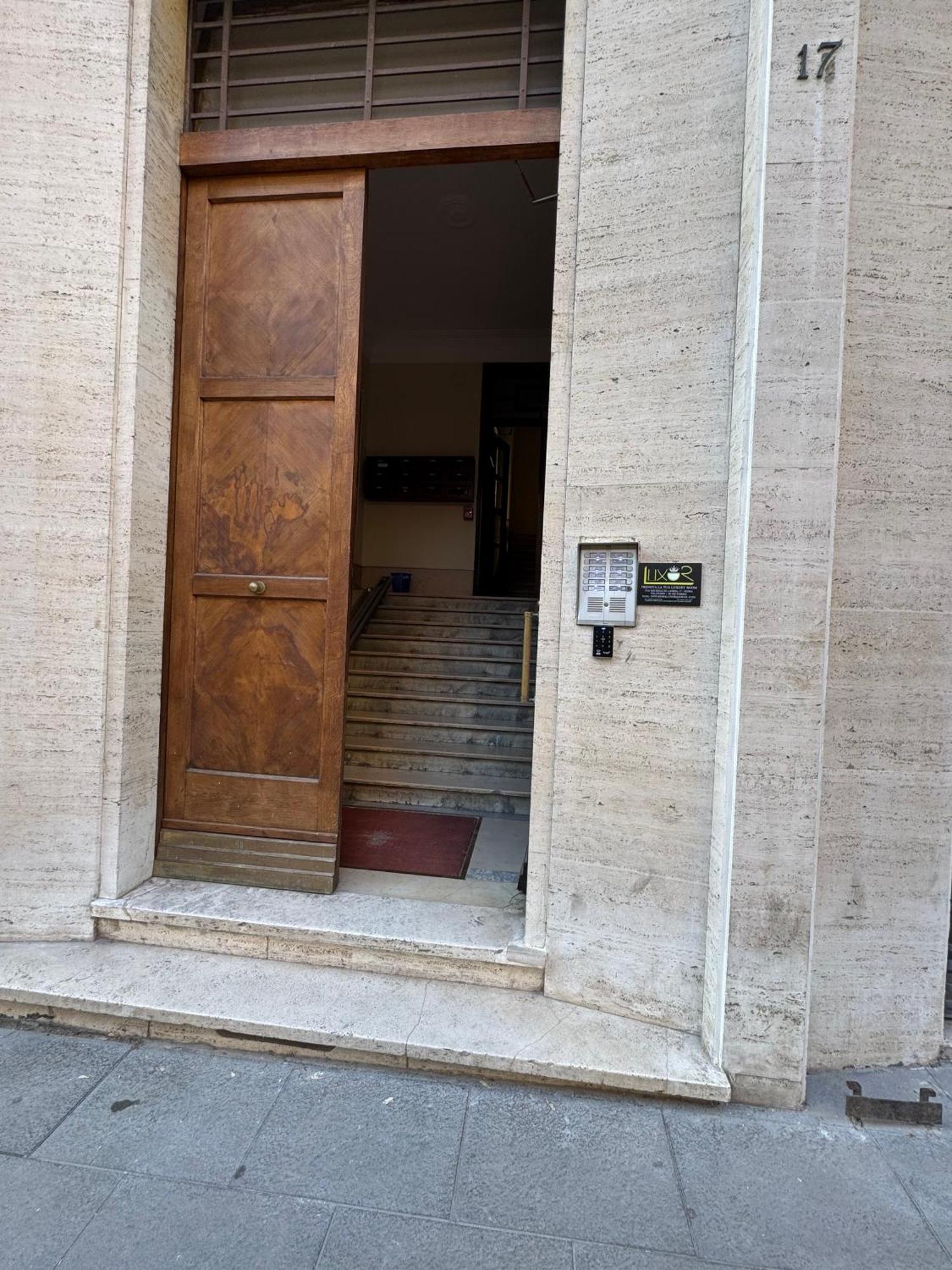 Bed and breakfast Luxor Eco Casa E Per Vacanze In Centro Piazza Bologna, Colosseo, Piazza Di Spagna, Vaticano, San Pietro, Sapienza, Fontana Di Trevi, Piazza Navona, Trastevere, Tiburtina, Termini, Aeroporto 2*